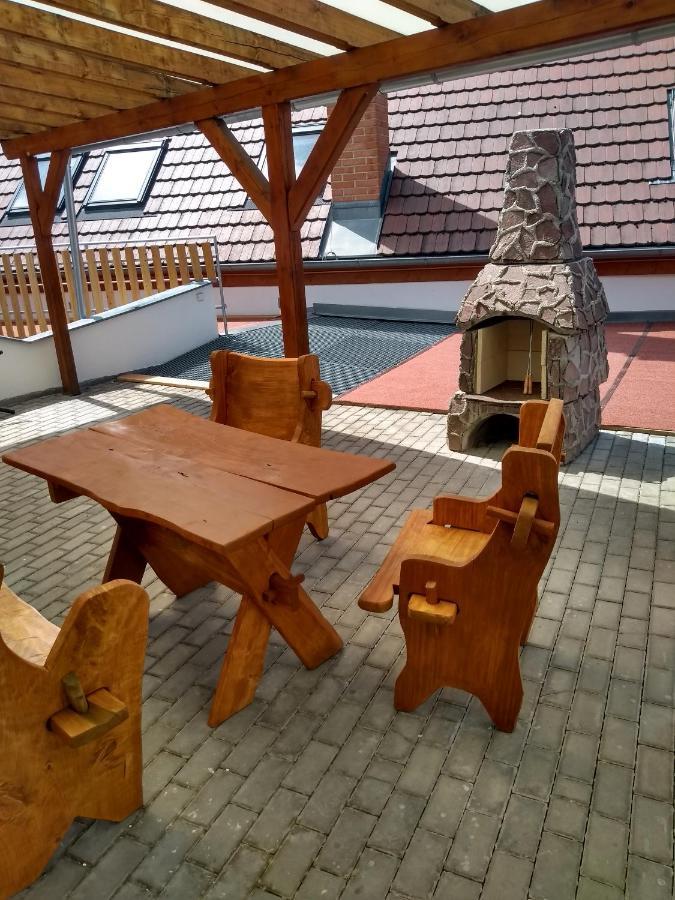 Apartmany Lono Jičín Exterior foto