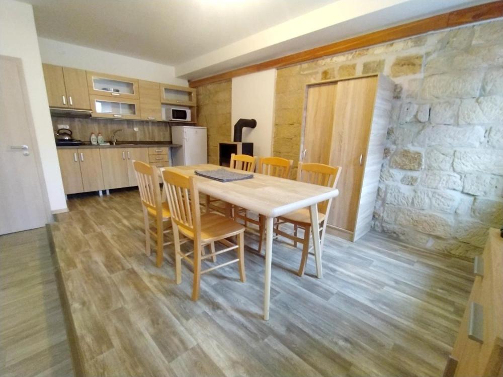 Apartmany Lono Jičín Exterior foto